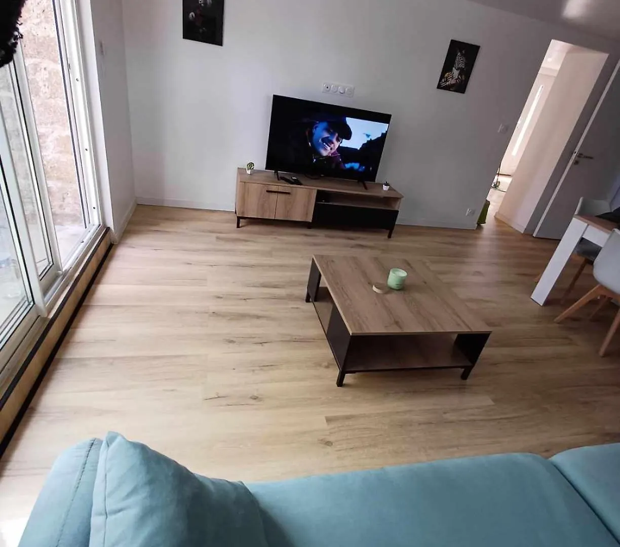 Agreable Maison Neuve Pontivy 0*,  France